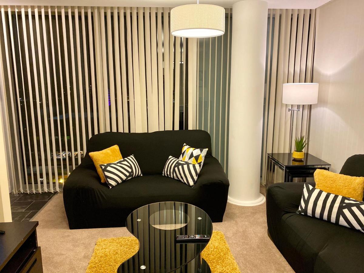 Smartrips Apartments - The Hub 밀턴 케인즈 외부 사진