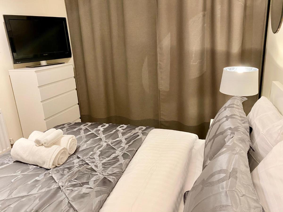 Smartrips Apartments - The Hub 밀턴 케인즈 외부 사진